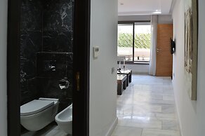 Suites Hotel Le Yacht