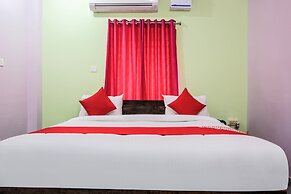 Oyo 43512 Bijaya Palace