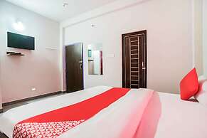 Oyo 43512 Bijaya Palace