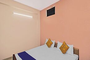 SPOT ON 37467 Shivram Hotel