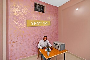 SPOT ON 37467 Shivram Hotel