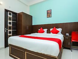 OYO 29022 Golden Imperial