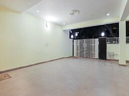 OYO 29022 Golden Imperial