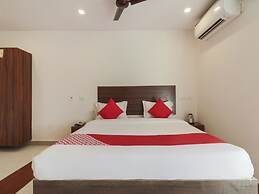 OYO Flagship 16390 Chukkapalli Chambers