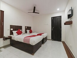 OYO Flagship 16390 Chukkapalli Chambers