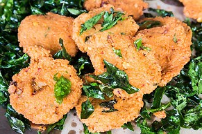 OYO Flagship 16390 Chukkapalli Chambers