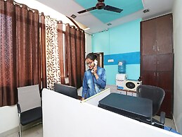 OYO 24172 Hotel Jp Heights