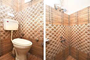 OYO 35497 Hotel Kapoor Residency