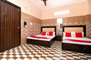 OYO 35497 Hotel Kapoor Residency