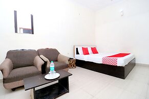 OYO 39812 Welcome Lounge