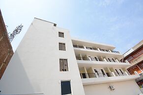 OYO 37658 King Palace