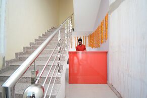 OYO 37658 King Palace