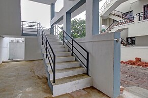 OYO 45997 Gsn Residency