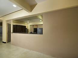 OYO 24621 The Star Hotel