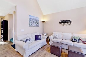 Bear Mountain Chalet #639