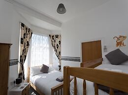 Deneside Guest House