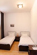Biblioteka Hotel Rustaveli