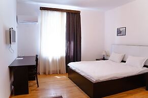 Biblioteka Hotel Rustaveli