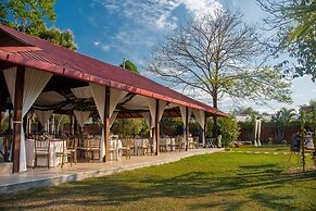 Wakaya Ecolodge