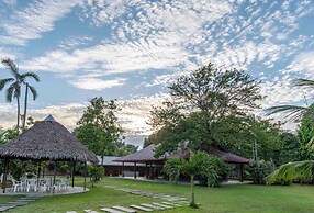 Wakaya Ecolodge