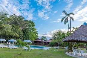Wakaya Ecolodge