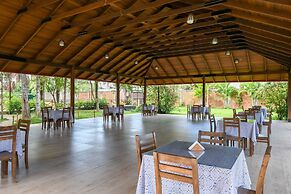 Wakaya Ecolodge
