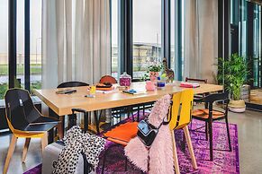 Moxy Poznan Airport