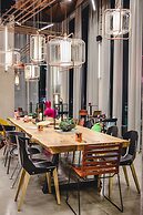 Moxy Poznan Airport