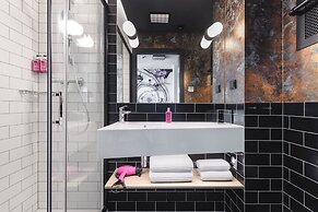 Moxy Poznan Airport