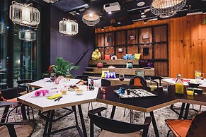 Moxy Poznan Airport