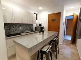 5th Coral Suites by Alex