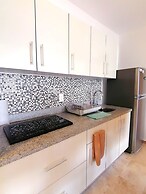 5th Coral Suites by Alex
