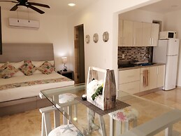 5th Coral Suites by Alex