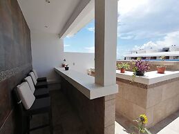 5th Coral Suites by Alex