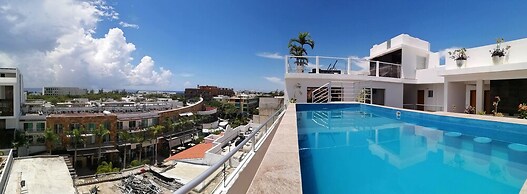 5th Coral Suites by Alex