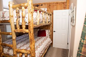 6 Chamonix Lane 3 Bedroom Townhouse by RedAwning