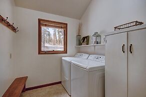 Aspen Heights Lodge 4 Bedroom Home by RedAwning