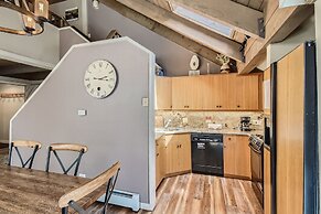 Spacious Mill Run 3 Townhouse Close to City Attractions by RedAwning