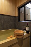 Shirakabanoyado-Uchikyuhoji