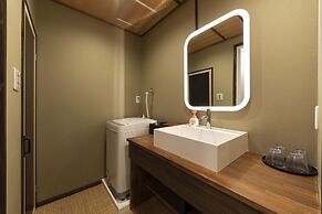 Shirakabanoyado-Uchikyuhoji