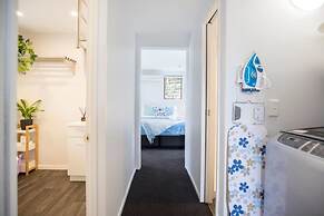 Modern Family Home 350 meters to Town Centre