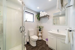 Modern Family Home 350 meters to Town Centre