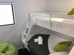 16 guests. Unique, central, mountain & lake views