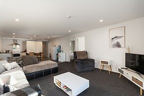 Downtown Mountain Paradise - So Central