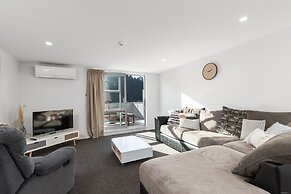 Downtown Mountain Paradise - So Central