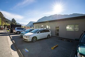 Downtown Mountain Paradise - So Central