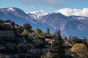 Downtown Mountain Paradise - So Central