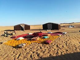 Nomade Moon - Campsite