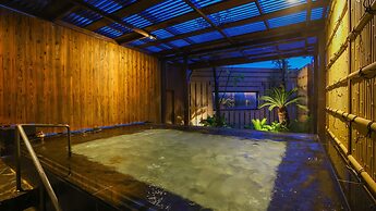 Ooedo Onsen Monogatari Premium Atami