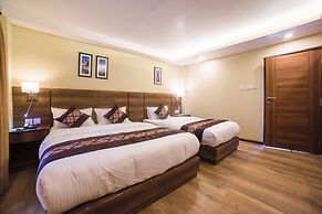 Ganapati Airport Hotel